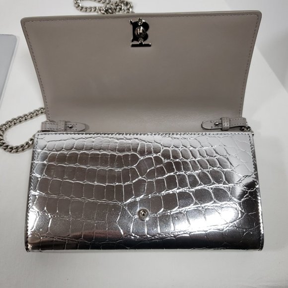 Burberry Hannah Wallet on Chain Crocodile Embossed Leather - Metallic Silver - Picture 7 of 9